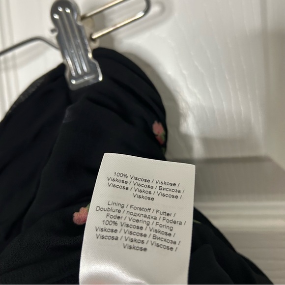 Ganni Ruched Floral-Print Georgette Mini Skirt - Picture 13 of 13